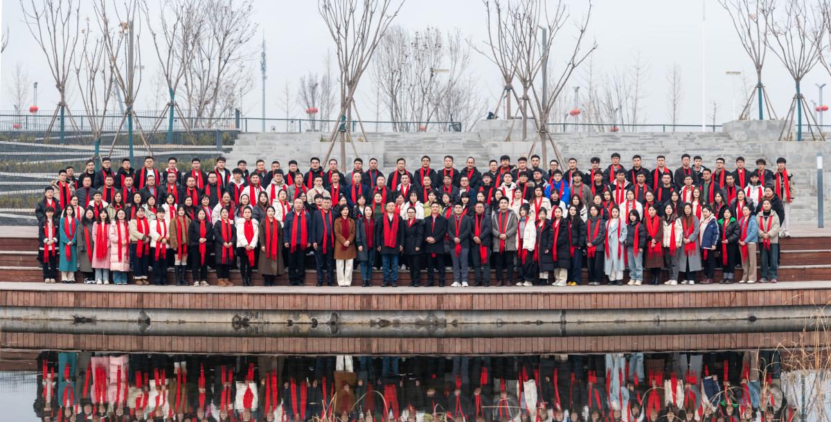 大合影(1).jpg